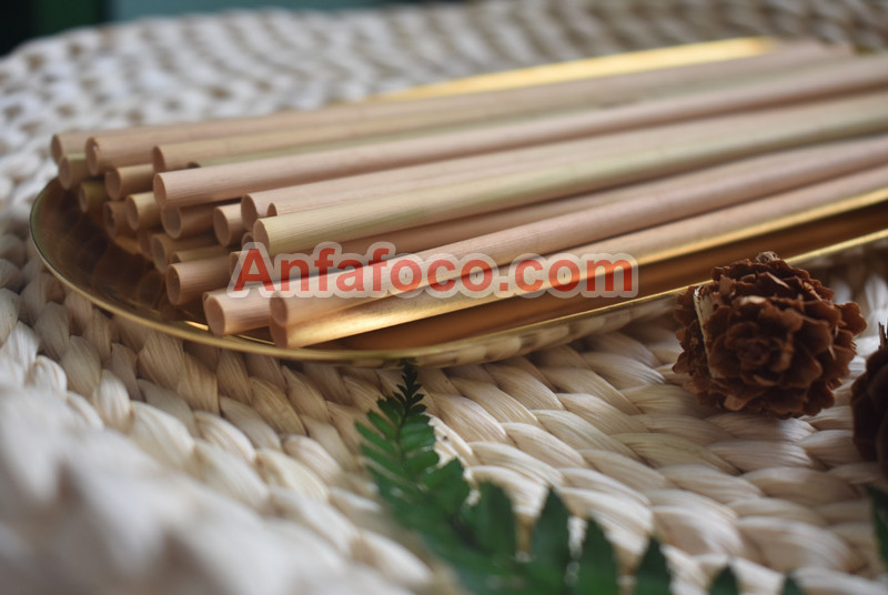 Anfafoco đã nghiên cứu thành công ống hút cỏ khô bảo quản lâu, giá rẻ